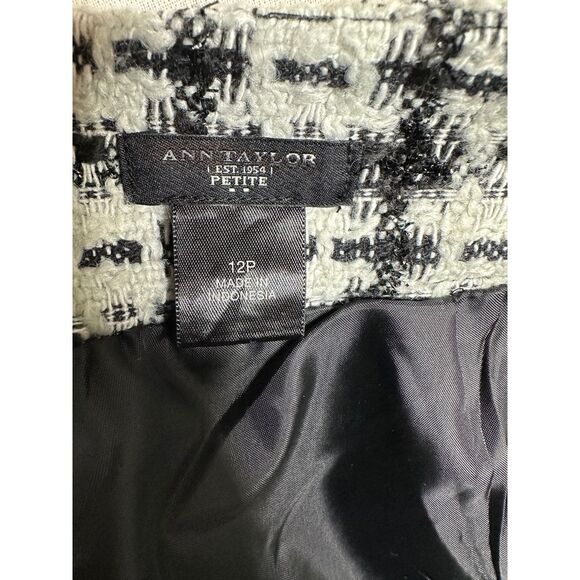 Ann Taylor Women's Plaid Knit Skirt Petite Size 12 Petite Black and White - Picture 3 of 5
